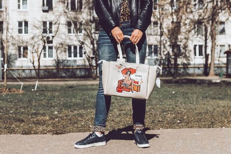 What is a Tote Bag?